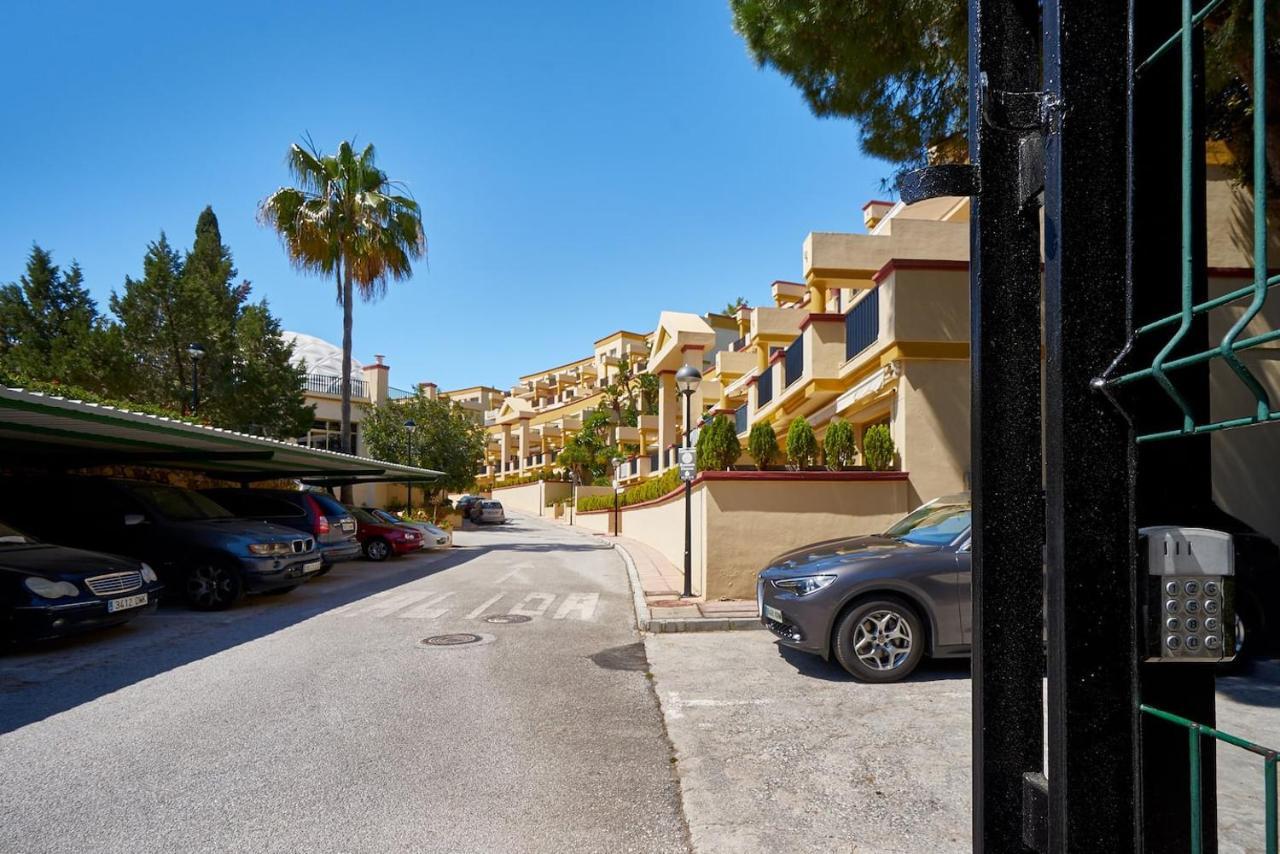 Oleholidays 514 Romana Playa Junto Al Mar Marbella Bagian luar foto
